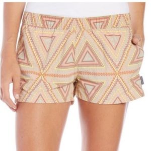 Patagonia Barely Baggies womens shorts size Large
